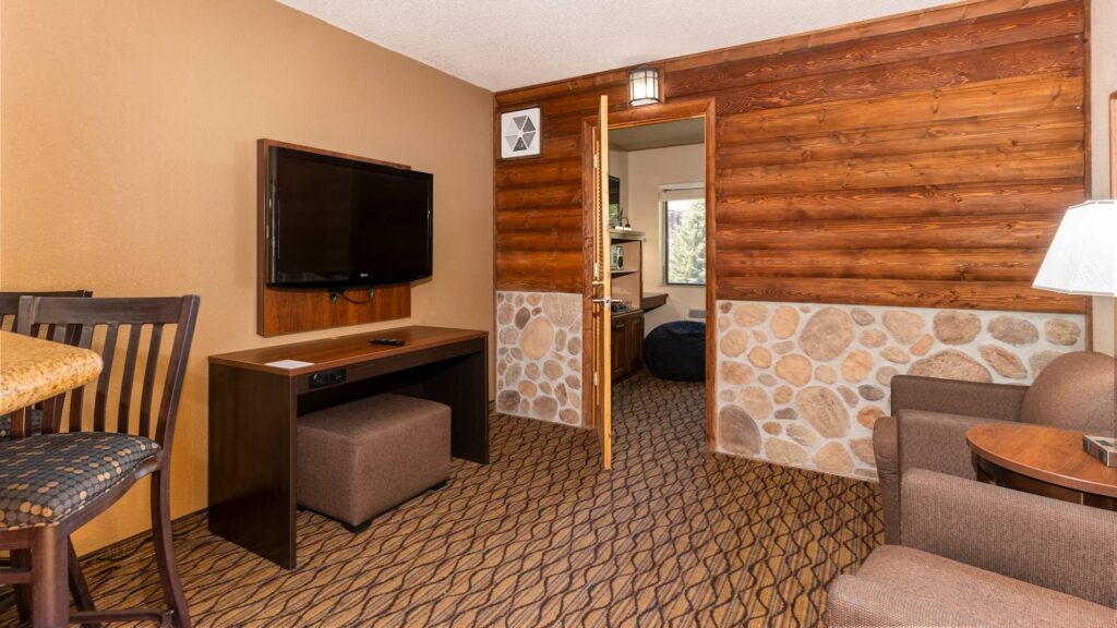 Family Suite living room