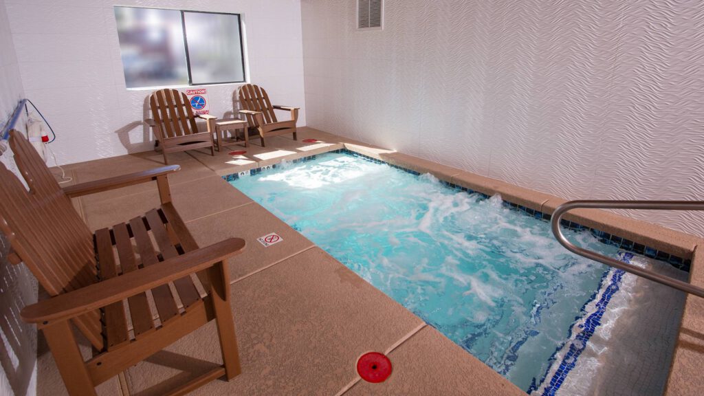 Grand Canyon Hotel & Suites Hot Tub